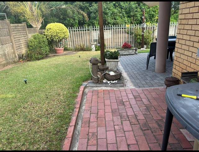 3 BEDROOM SIMPLEX FOR SALE IN BIRDSWOOD